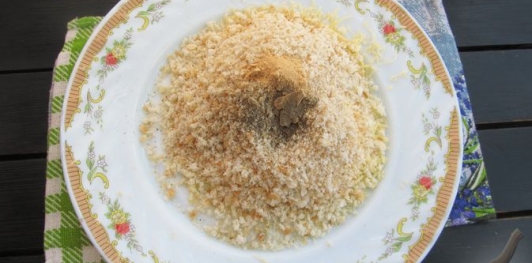 Кабачковые рулетики с колбасой и сыром