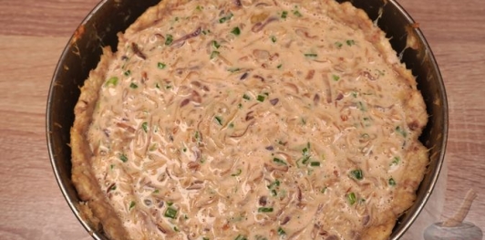 Куриный тарт с луково-сырной начинкой (без муки)