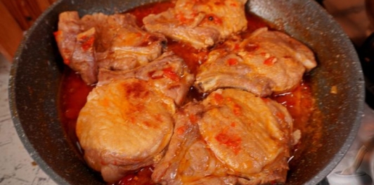 Свиная корейка по-дебреценски