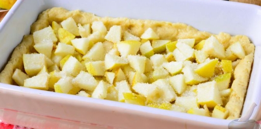 Тёртый пирог с грушами