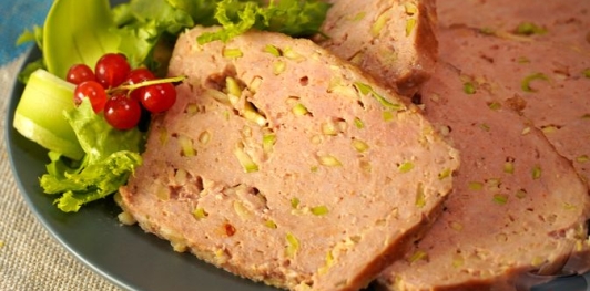 Запеканка из мясного фарша с кабачками