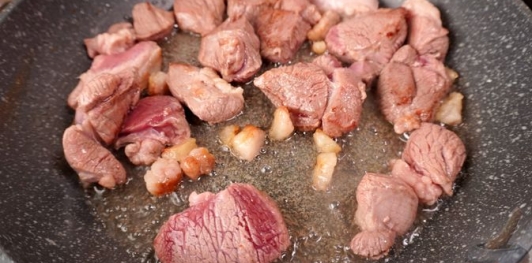 Баранина с кабачками и нутом