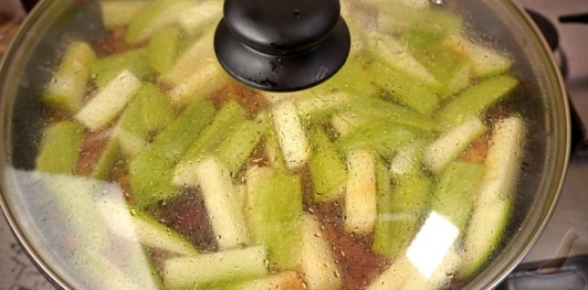 Баранина с кабачками и нутом