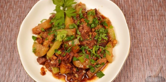 Баранина с кабачками и нутом
