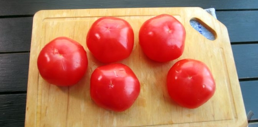 Фаршированные помидоры с курицей и рисом