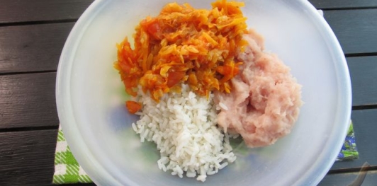 Фаршированные помидоры с курицей и рисом