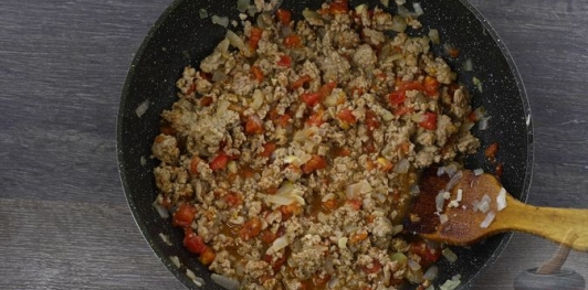 Гречка с фаршем и кабачками