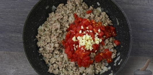 Гречка с фаршем и кабачками