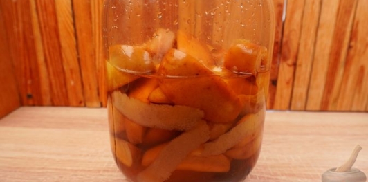 Яблочная настойка по-моравски