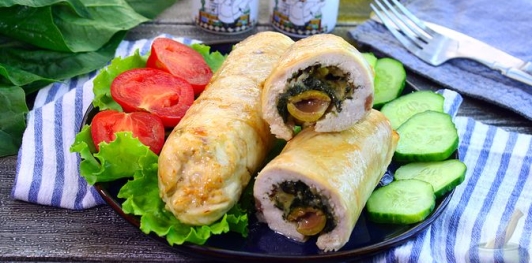 Куриные рулетики с сыром и шпинатом
