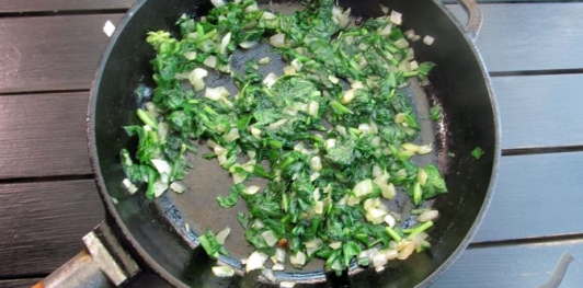 Куриные рулетики с сыром и шпинатом