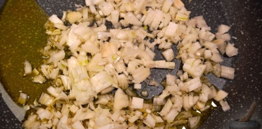Кускус с помидорами и оливками