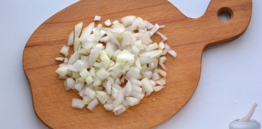 Макароны с куриными фрикадельками и томатным соусом