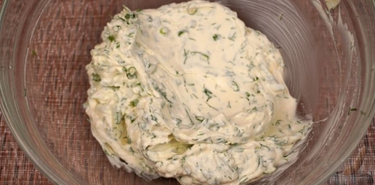 Намазка с копчёной форелью и сливочным сыром