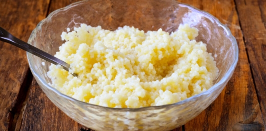 Перец, фаршированный кускусом с грибами и помидорами (в духовке)