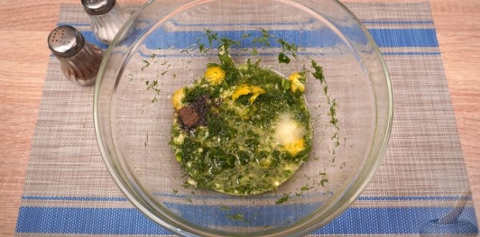 Редиска, маринованная в медово-чесночном маринаде