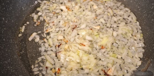 Рубленые куриные котлеты с кабачком