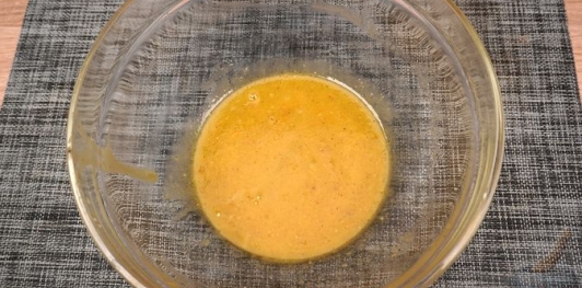 Салат из молодой свёклы, курицы, яблок и фасоли