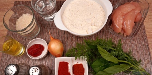 Шемшемоты (ассирийские пельмени с курицей и рисом)