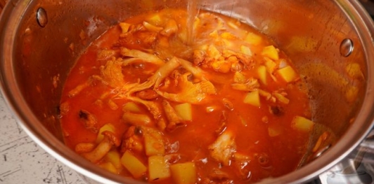 Сливочный суп с лисичками