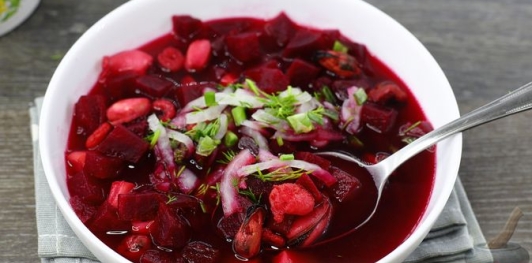 Свекольник с морепродуктами