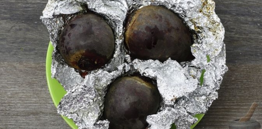 Свекольник с морепродуктами