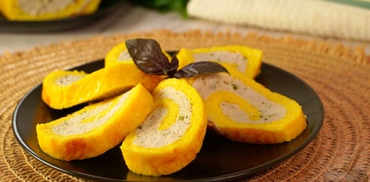 Сырно-мясной рулет