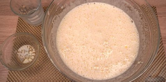 Творожный пирог с персиками, на молоке
