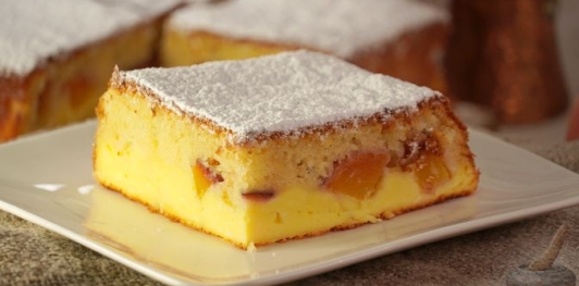 Творожный пирог с персиками, на молоке