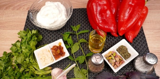 Запечённый перец с лабне