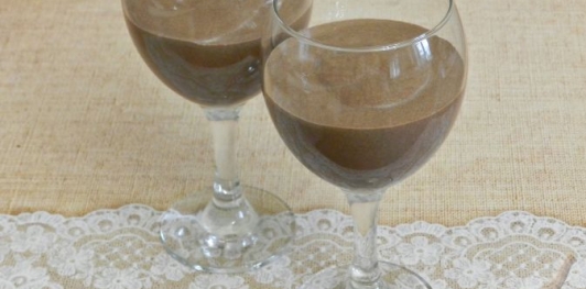 Десерт из творога с бананом и шоколадом