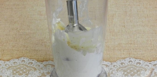 Десерт из творога с бананом и шоколадом