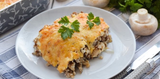Гречневая запеканка с курицей и шампиньонами