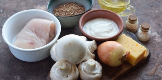 Гречневая запеканка с курицей и шампиньонами