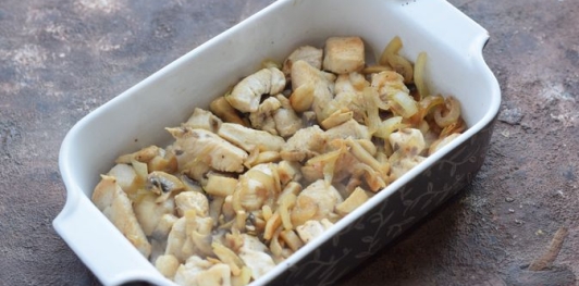 Гречневая запеканка с курицей и шампиньонами