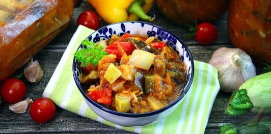 Икра из баклажанов с кабачками (консервированная)