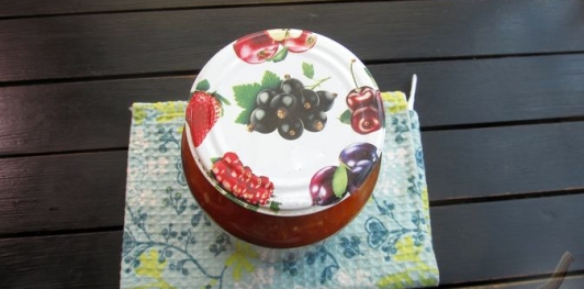 Икра из баклажанов с кабачками (консервированная)