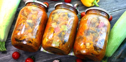 Икра из баклажанов с кабачками (консервированная)
