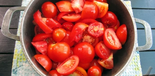 Икра из баклажанов с кабачками (консервированная)