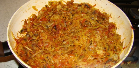 Капуста с грибами