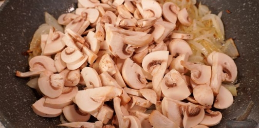 Картофельная запеканка с грибами и сыром