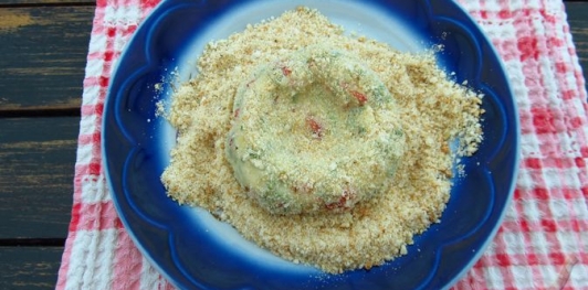 Картофельные котлеты с болгарским перцем и сырной начинкой
