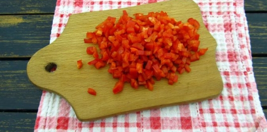 Картофельные котлеты с болгарским перцем и сырной начинкой