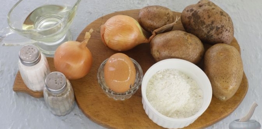 Клёцки из картофеля с жареным луком