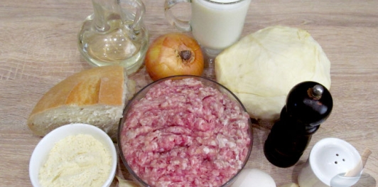 Котлеты из свинины с капустой