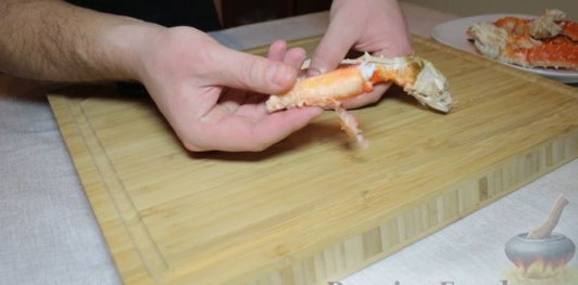 Крабовый салат с камчатским крабом
