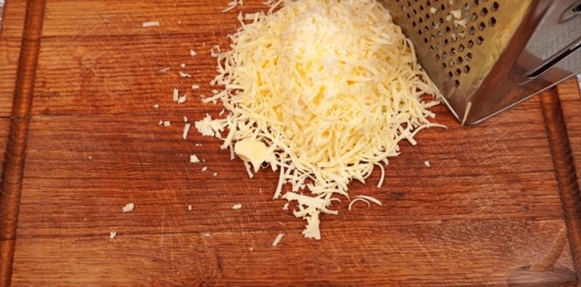 Кумпир (запечённый картофель с начинкой)