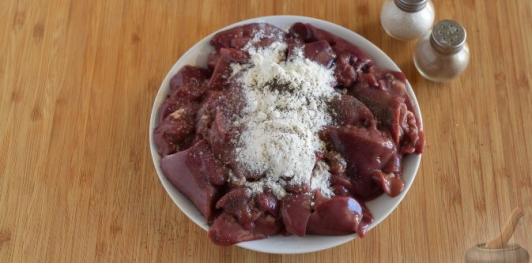 Куриная печень в апельсиновом соусе