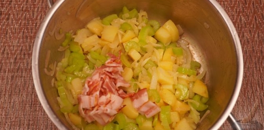 Куриный суп с кукурузой и сливками