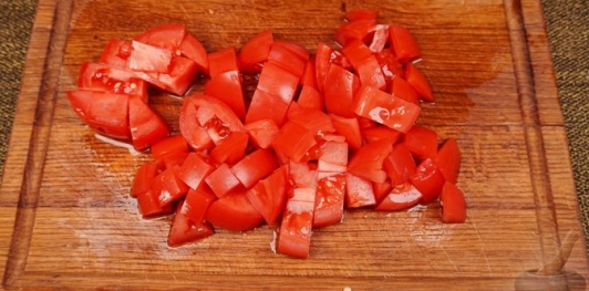 Лечо с кабачками и колбасками